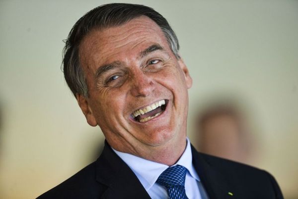 Bolsonaro paz e amor